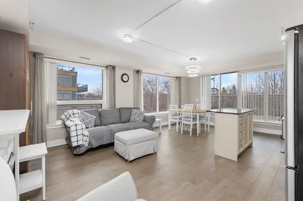 701 Sheppard AVE W #315, Toronto C06, ON M3H 0B2