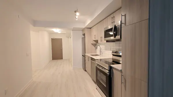 1010 Sandy Beach RD #710, Pickering, ON L1W 3V9