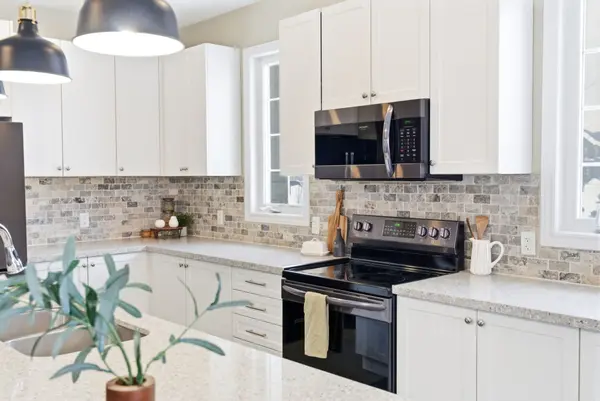 219 Crombie ST, Clarington, ON L1C 0T8