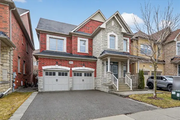 1016 Poppy LN, Newmarket, ON L3X 3H6