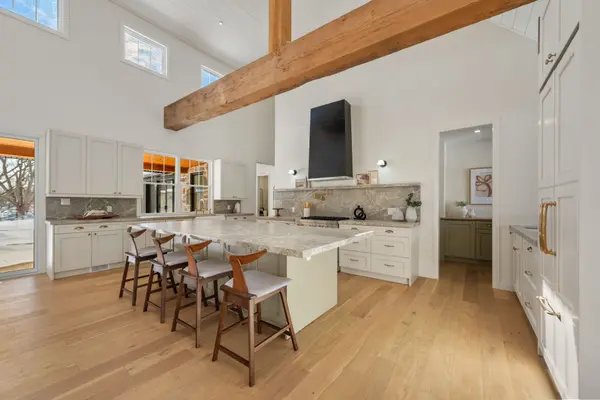 1109 2nd Line, Innisfil, ON L0L 1K0