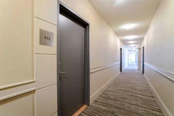 8302 Islington AVE #513, Vaughan, ON L4L 0E6