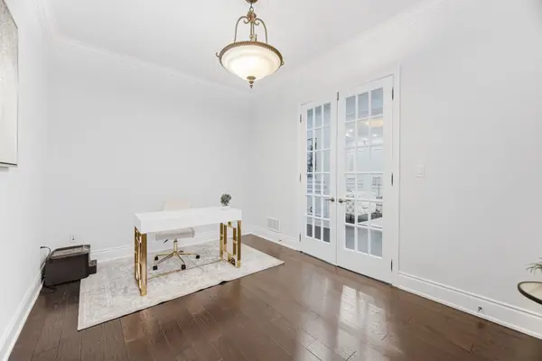 72 Midsummer DR, Brampton, ON L6P 3E4