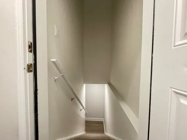 1227 Mcphedran PT #Bsmt 2, Milton, ON L9T 7K6