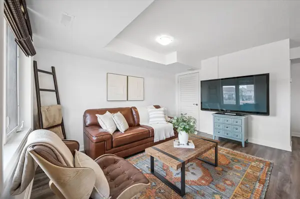 350 Fisher Mills RD #17, Cambridge, ON N3C 0G8