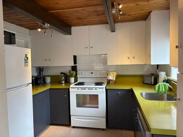 163 Craigleith RD, Blue Mountains, ON L9Y 0S4