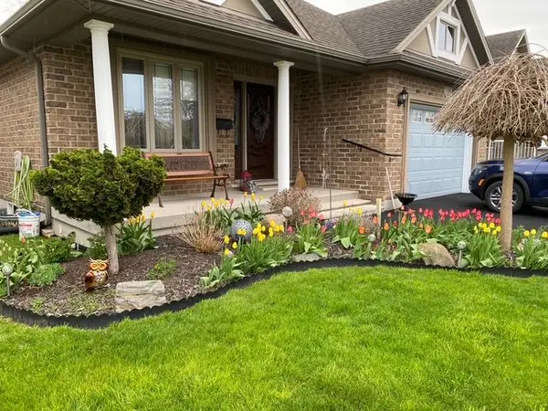 15 Holland AVE, Aylmer, ON N5H 3J2