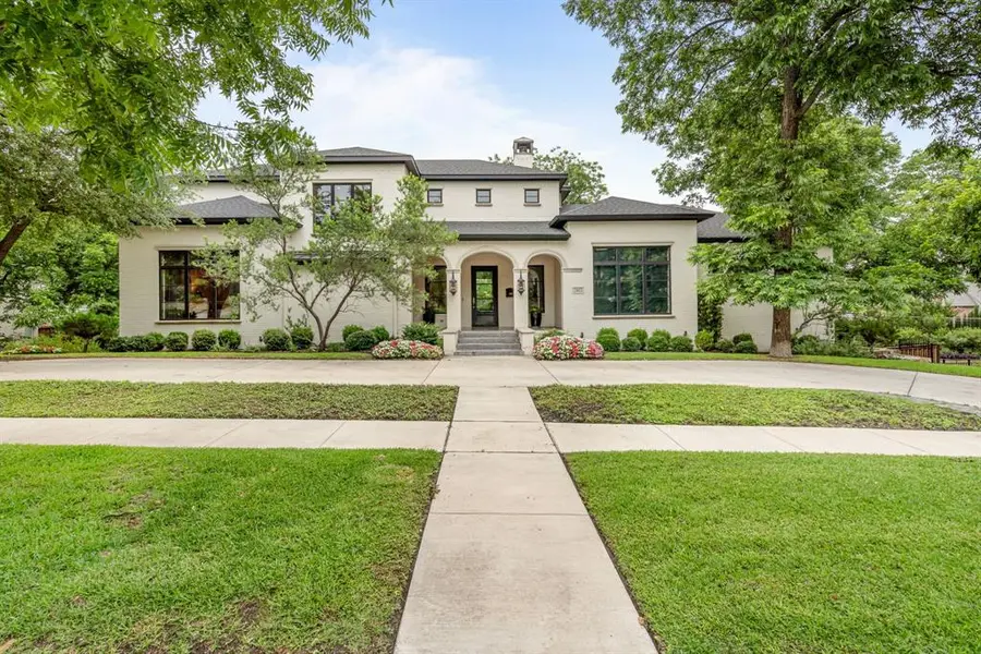 2413 Lofton Terrace, Fort Worth, TX 76109