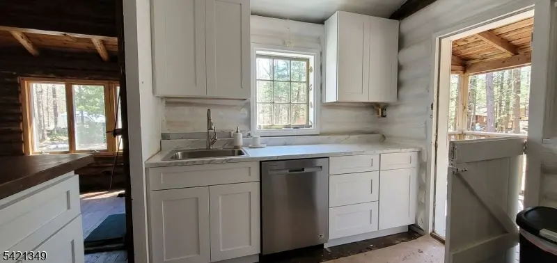 138 Bearfort Rd, West Milford Twp., NJ 07480