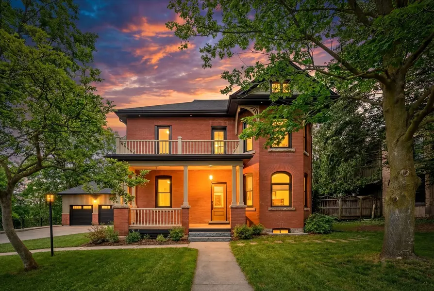 292 Geddes ST, Centre Wellington, ON N0B 1S0