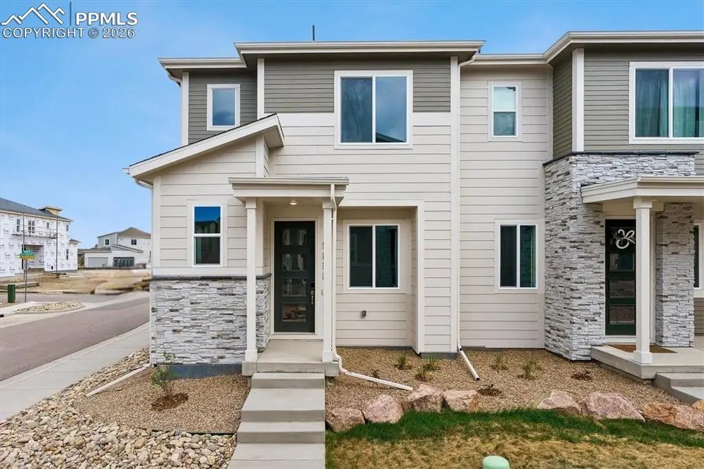 2456 Serviceberry GRV, Colorado Springs, CO 80915