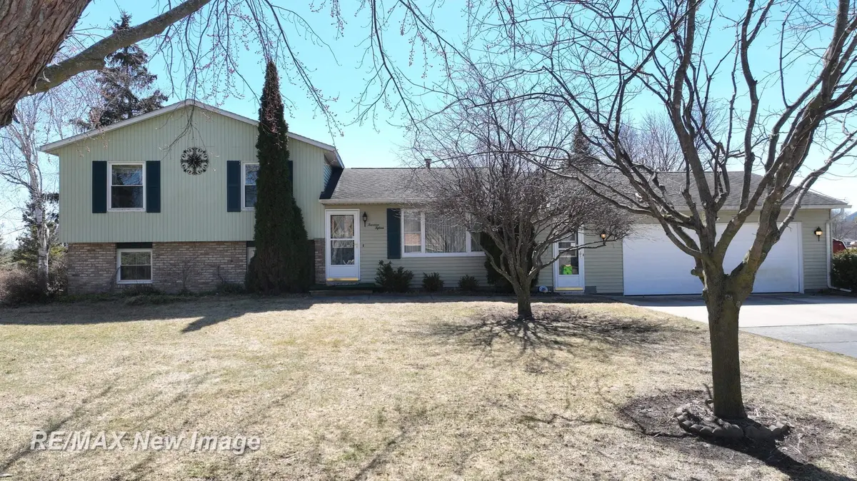 1415 W North Union RD, Auburn, MI 48611