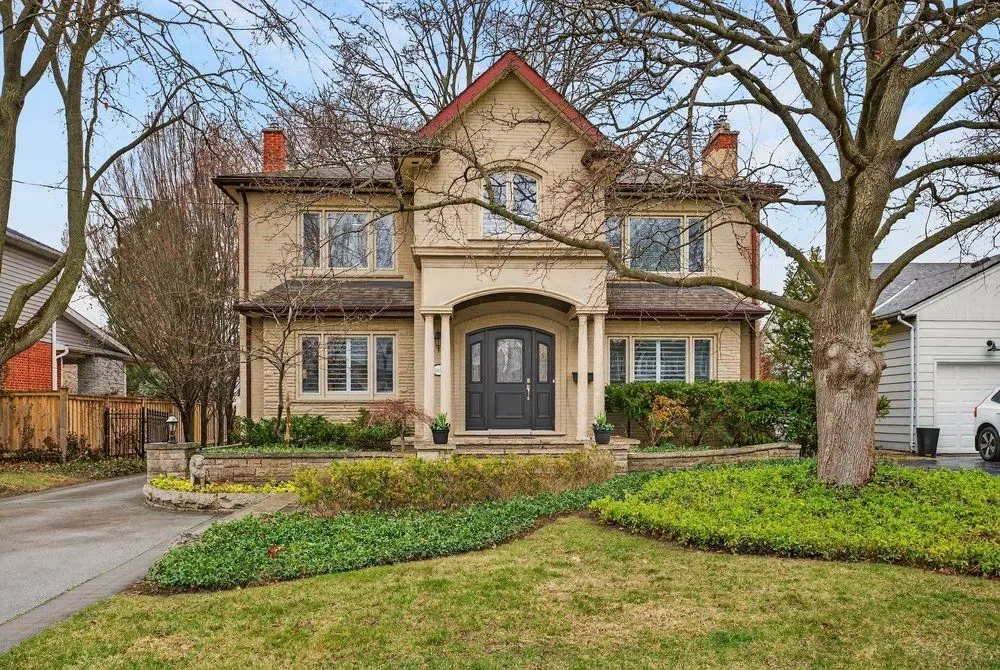 2153 Paisley AVE, Burlington, ON L7R 1W1