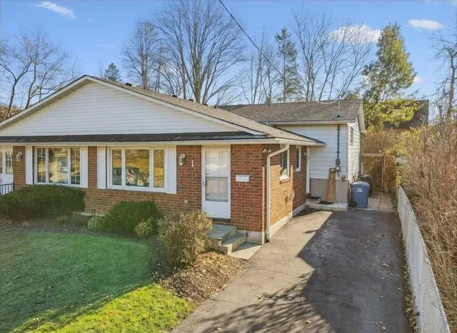 1 Islington AVE, Guelph, ON N1E 1B2