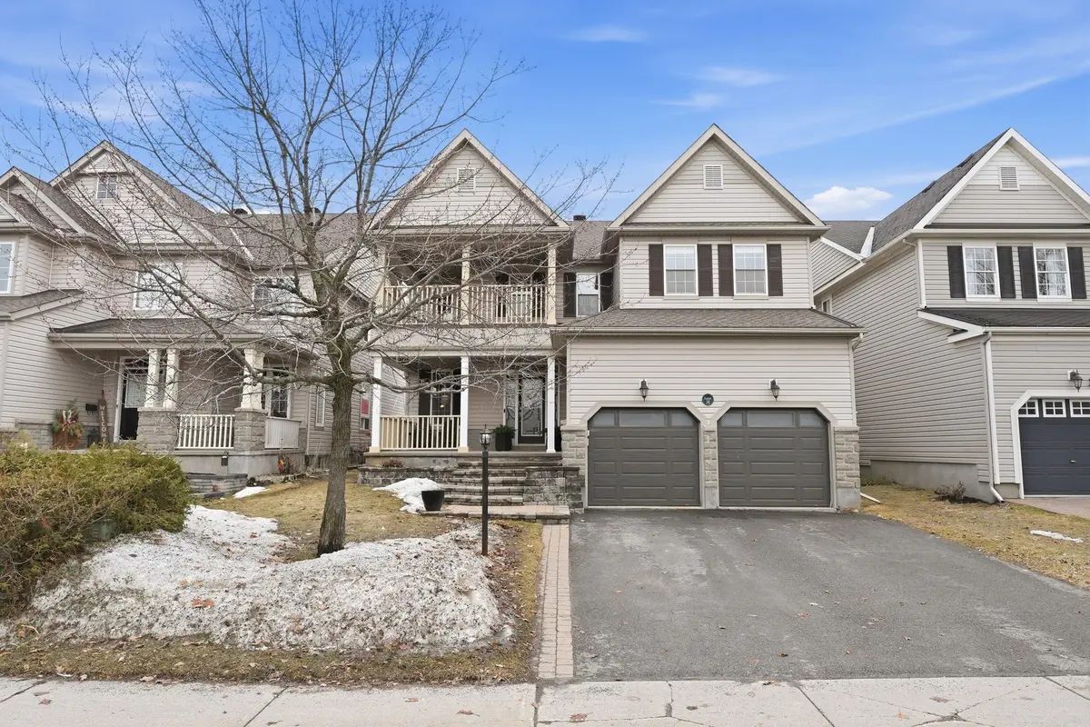 31 Leatherwood CRES, Barrhaven, ON K2J 4X9