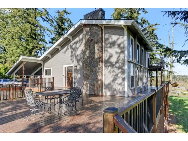 9915 MARQUAM CIR, Molalla, OR 97038