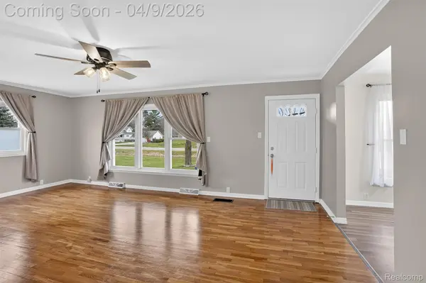 1405 Aiken RD, Caledonia Charter Township, MI 48867