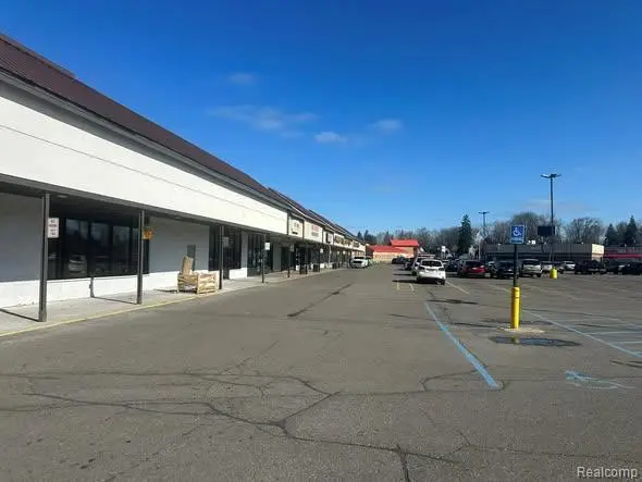 18552 Fenkell ST, Detroit, MI 48223