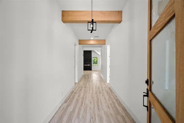 1017 Cedarcrest Drive, Mesquite, TX 75149