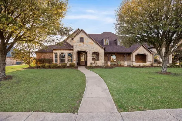 228 Crystal Court, Heath, TX 75032