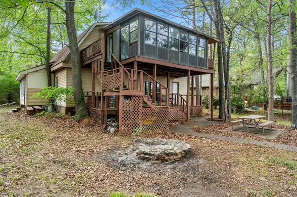 405 Triple S Drive, Mount Vernon, TX 75457