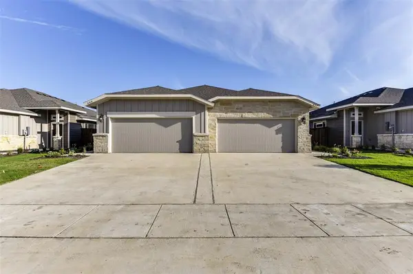 649 Blackland Drive, Venus, TX 76084