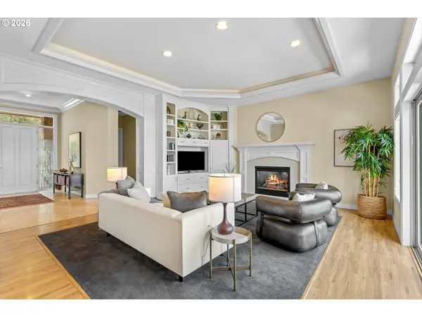 57 HIDALGO ST, Lake Oswego, OR 97035