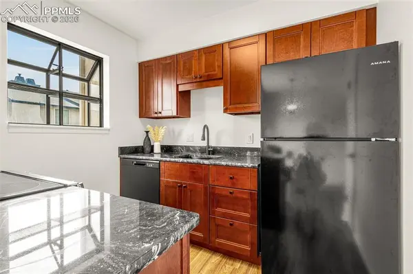 2107 Mount Washington AVE, Colorado Springs, CO 80906