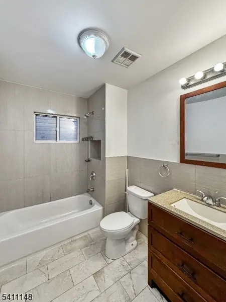 81 Summer Ave #2, Newark City, NJ 07104