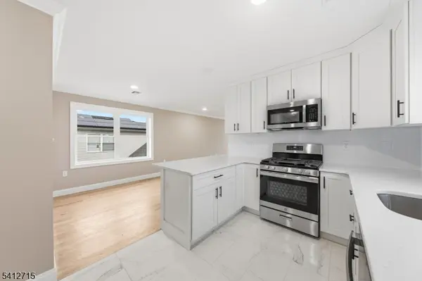 840 Martin St, Elizabeth City, NJ 07201