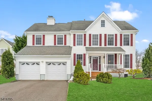 7 Wolverton Ln, Hillsborough Twp., NJ 08844