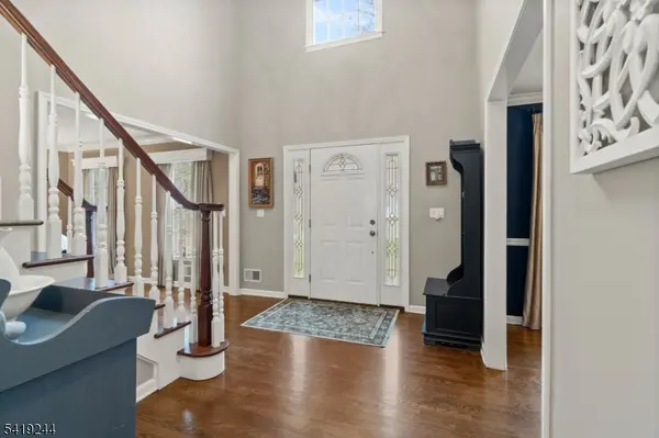 57 Paderewski Rd, Jefferson Twp., NJ 07438