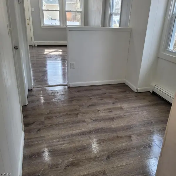 23 Elizabeth Rd, West Milford Twp., NJ 07421