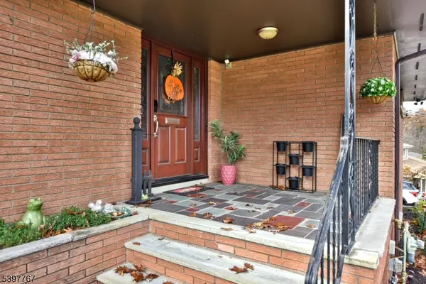 7 Jefferson Pl, Wayne Twp., NJ 07470