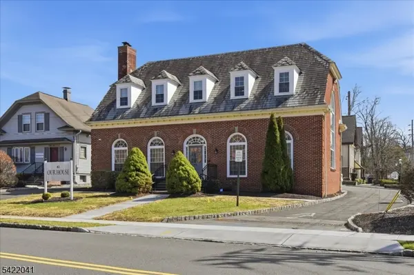 82 Floral Ave, New Providence Boro, NJ 07974