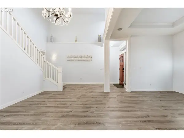 3775 NW HILTON HEAD TER, Portland, OR 97229