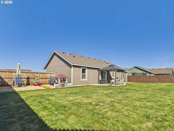 1530 MCKINLEY ST, Umatilla, OR 97882