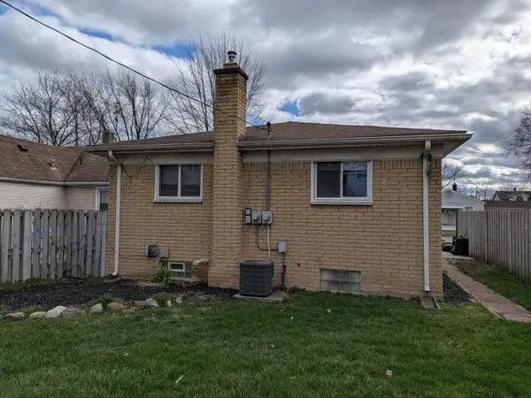 2140 Olive AVE, Lincoln Park City, MI 48146