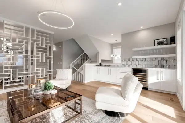 40 Timberline WAY SW, Calgary, AB T3H0W3