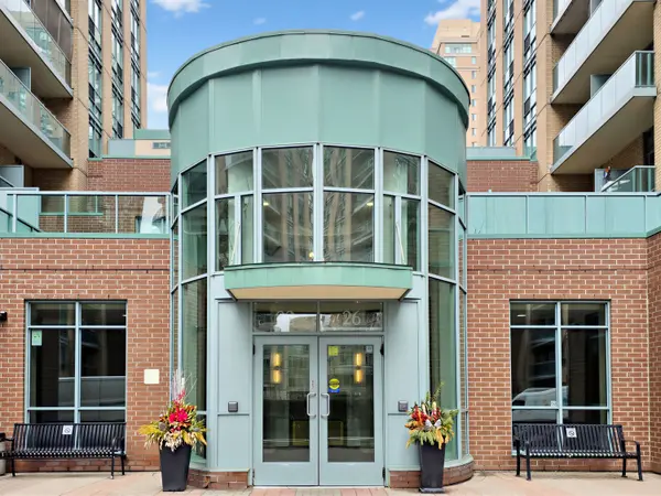 22 Olive AVE #1501, Toronto C14, ON M2N 7G6