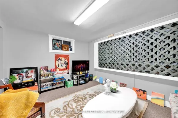 996 Bayview AVE #Lower, Toronto C11, ON M4G 2Z6