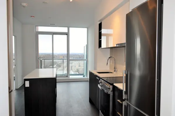 31 Tippett RD #1405, Toronto C06, ON M3H 0C8