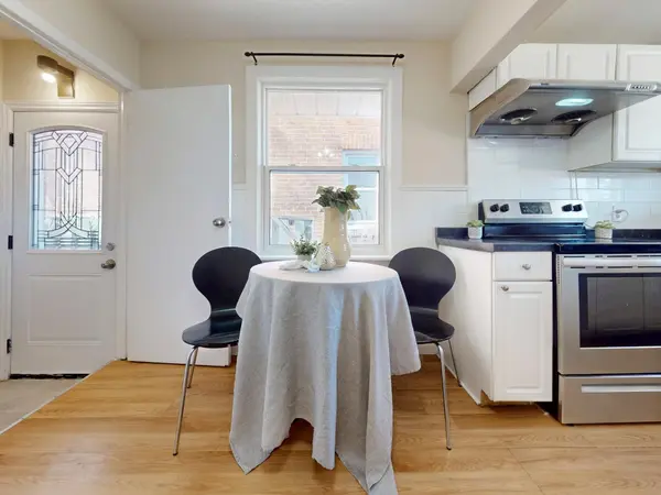 254 Wilson RD S, Oshawa, ON L1H 6C3