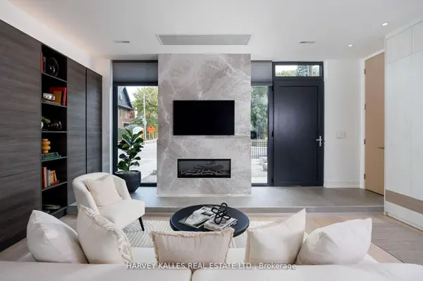 60 Hiltz AVE, Toronto E01, ON M4L 2N5