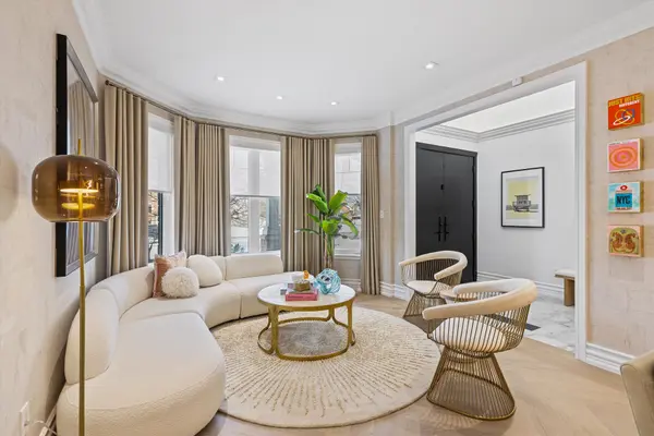 539 Beverley Glen BLVD, Vaughan, ON L4J 7S1