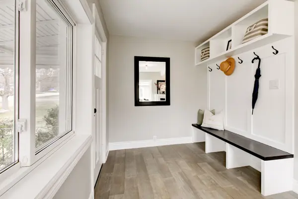 237 Boyers RD, Georgina, ON L4P 3C8