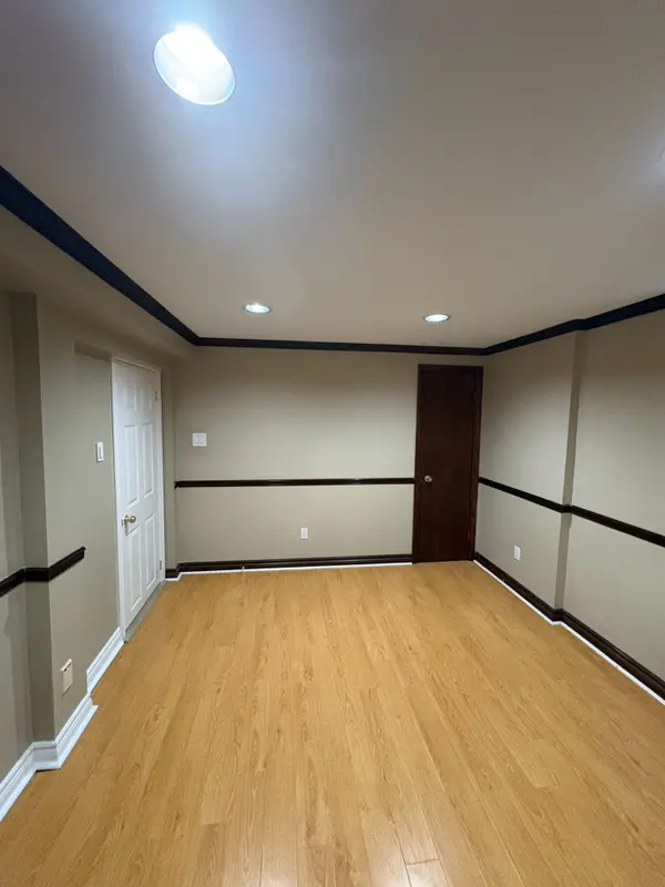 Address not disclosed, Richmond Hill, ON L4C 0E9