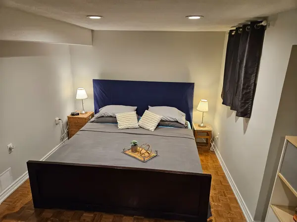 23 Glendale RD #Basement unit, Markham, ON L3T 6Y3