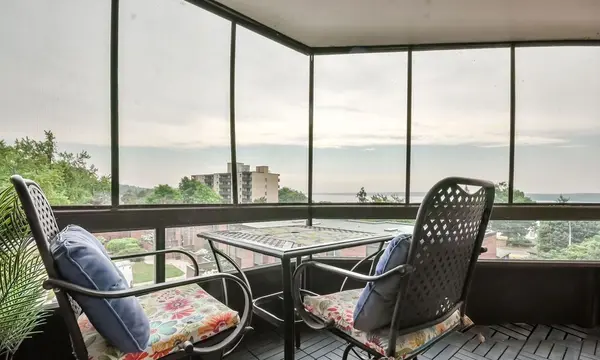 181 Collier ST #405, Barrie, ON L4M 5L6