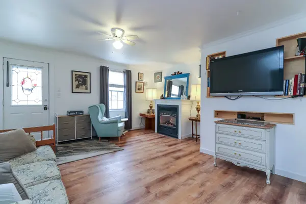 106 WILLIAM ST, Tay, ON L0K 2A0